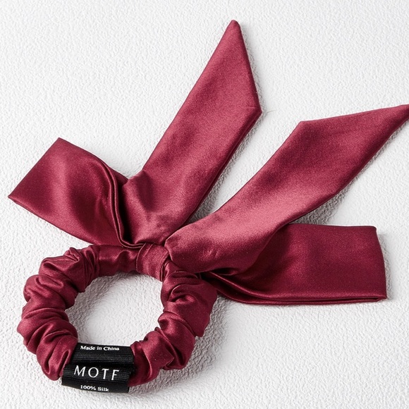 MOTF Silk Hair Band #4 - Picture 3 of 7